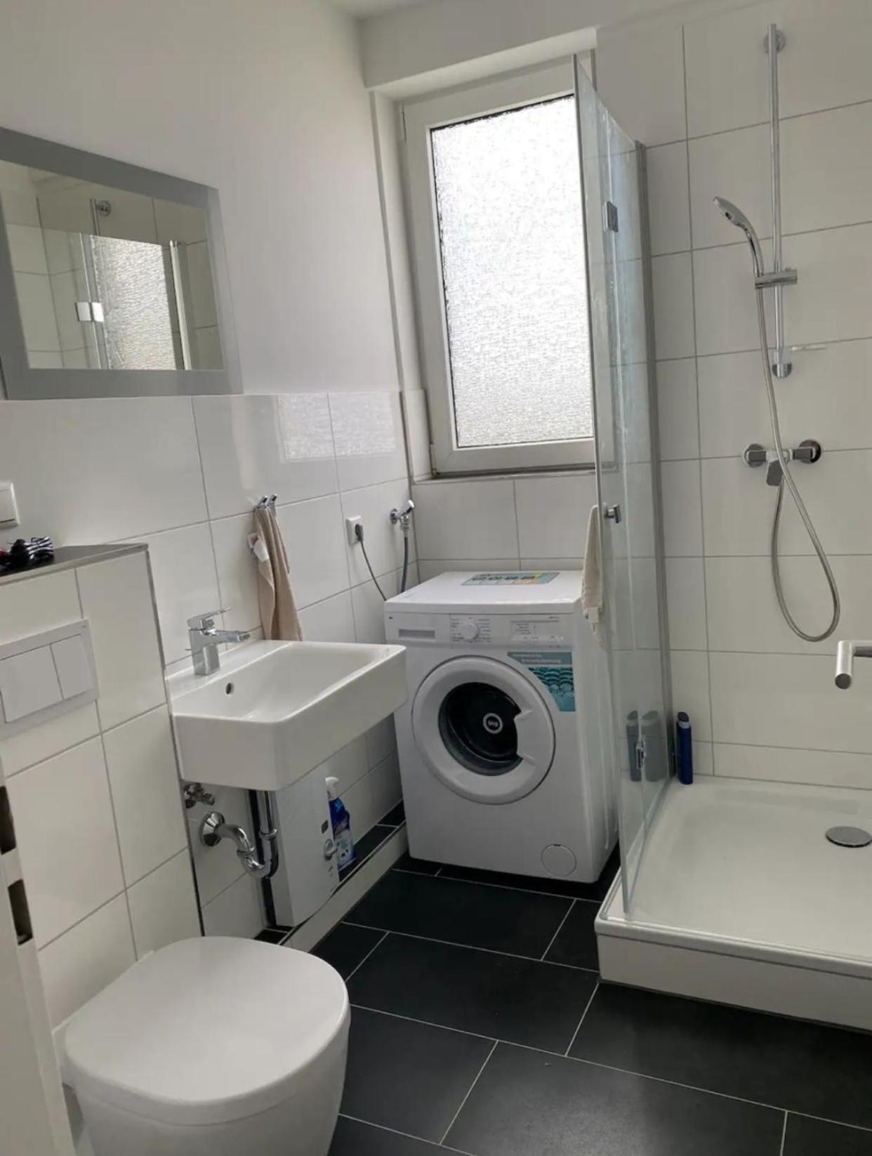 Zentrale 2 Zimmer Wohnung هامبورغ المظهر الخارجي الصورة